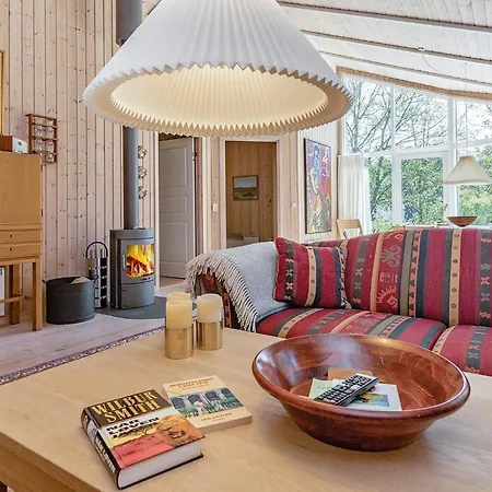 6 Person In Laeso-by Traum * Laeso